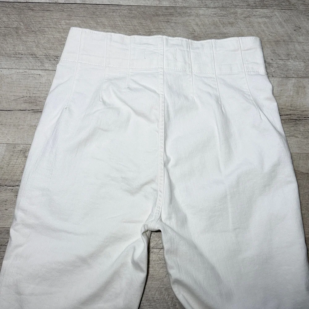 We The Free Snowy White Flare Jeans Size 31 - Picture 4 of 12